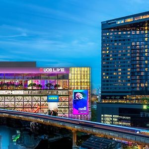 Holiday Inn Bangkok Sukhumvit By Ihg